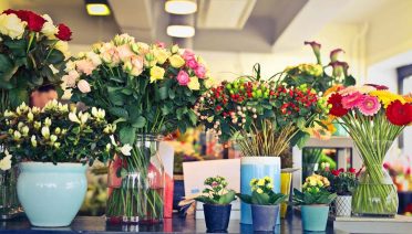 Choosing the Perfect Flower Arrangement for a Special Day