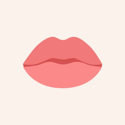 Round lips with soft curves and minimal cupid’s bow definition