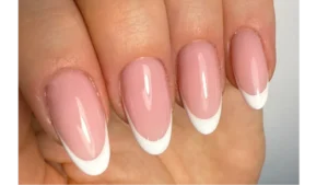 image shows oval nails on small fingers